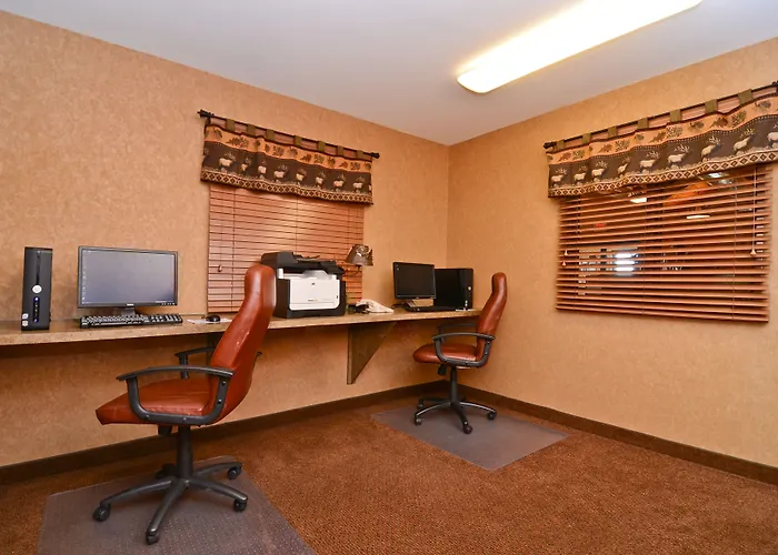 Western Kelly And Hotel 3*