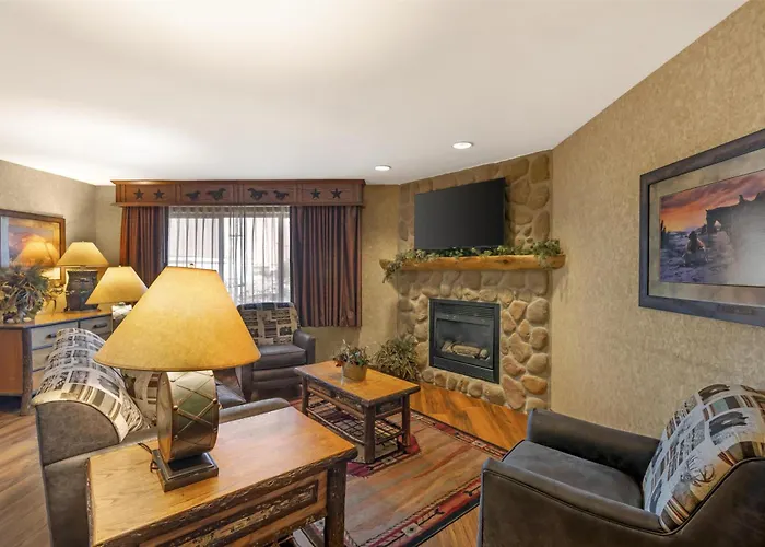 Western Kelly And Hotel 3*