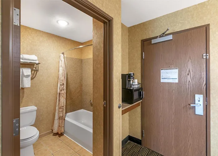 Western Kelly And Hotel 3*
