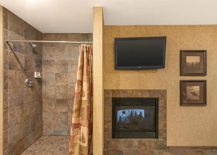 Western Kelly And Hotel 3*